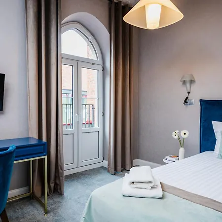 Focus Premium By Focus