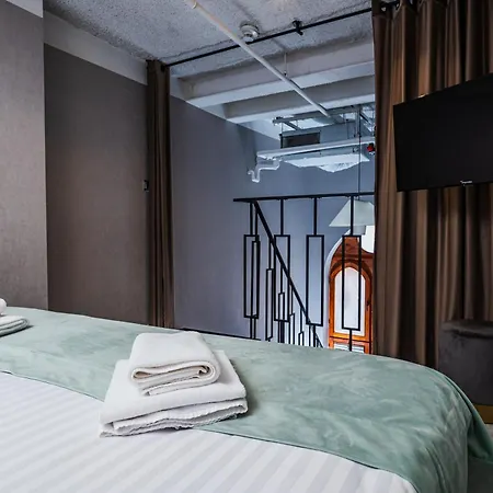 Focus Premium By Focus *