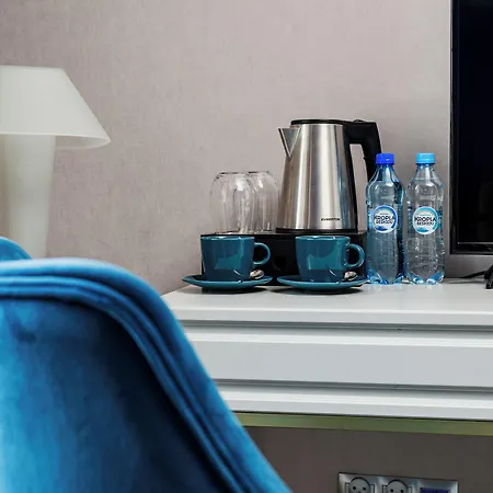 Focus Premium By Focus *