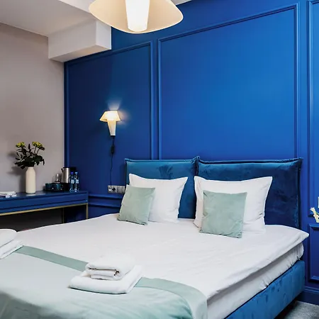 Apartment Focus Premium By Focus *